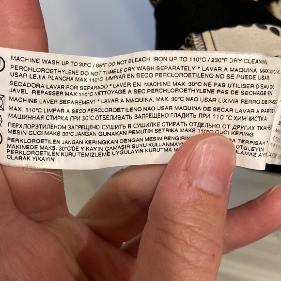 Dress - Picture 6 of 6